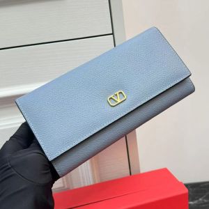 Valentino Large VLogo Signature Bifold Wallet In Grainy Calfskin Sky Blue