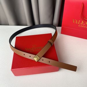 Valentino One Stud Belt 20MM In Calfskin Brown