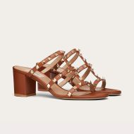 Valentino Rockstud Thick-Heeled Slides Women Calfskin Brown